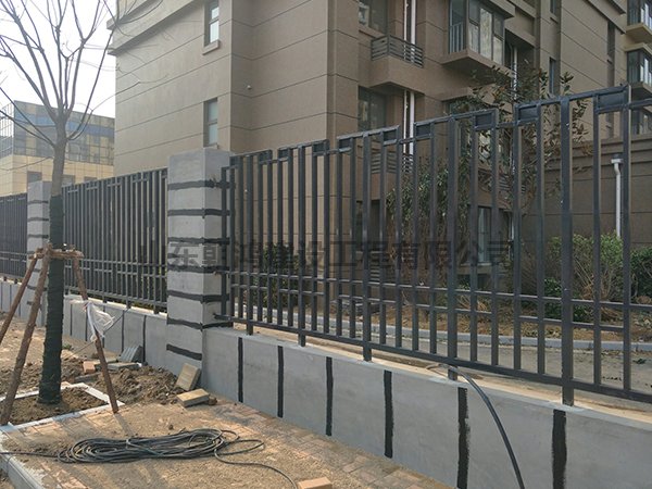 圍擋護欄