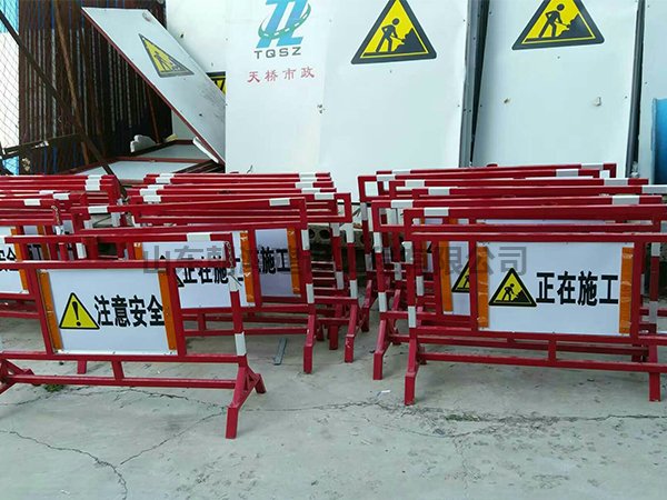 山東濟南圍擋護欄廠家